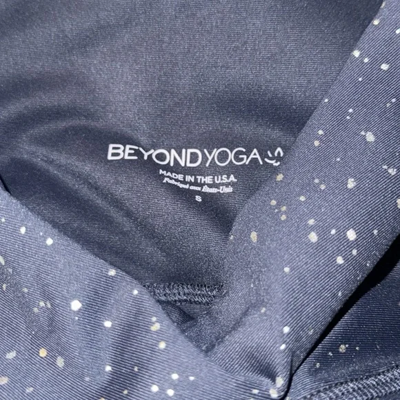 Beyond Yoga High Waisted Ombre Navy and Silver Leggings Size Small‎ - Picture 7 of 7